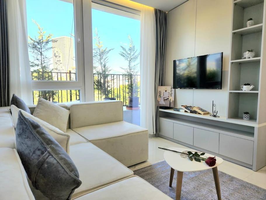 Penthouse With A City View ติรานา ภายนอก รูปภาพ